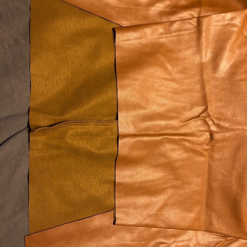 Skirt - Picture 5 of 6